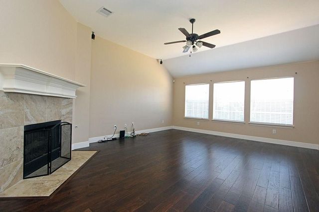 9692 Crossvine Lane, Frisco, TX 75035