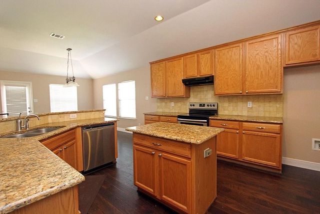 9692 Crossvine Lane, Frisco, TX 75035