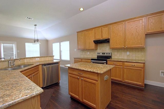 9692 Crossvine Lane, Frisco, TX 75035