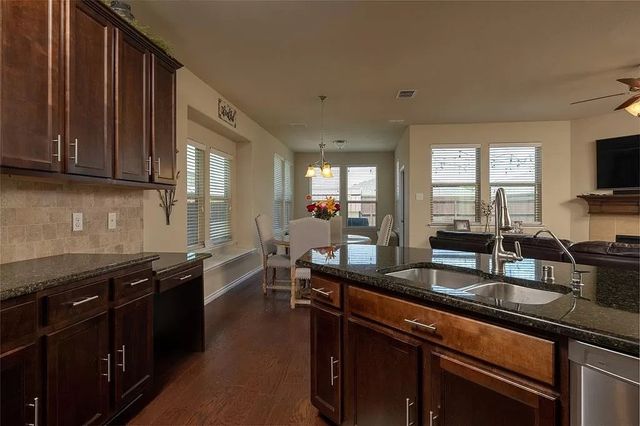 11625 Parade Drive, Frisco, TX 75036