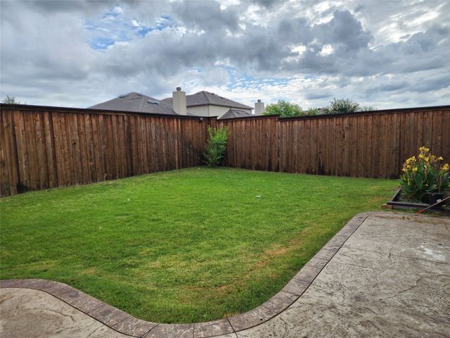 11625 Parade Drive, Frisco, TX 75036