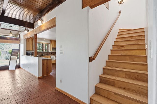 1405 Sigma Chi Road NE, Albuquerque, NM 87106