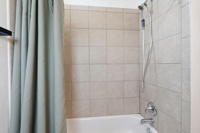 1405 Sigma Chi Road NE, Albuquerque, NM 87106