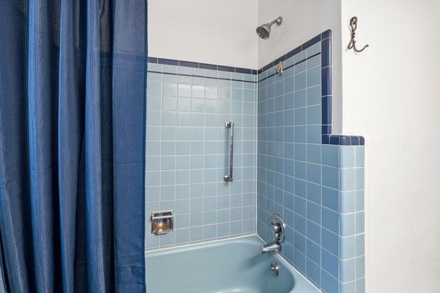 1405 Sigma Chi Road NE, Albuquerque, NM 87106