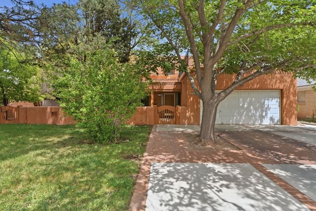 1405 Sigma Chi Road NE, Albuquerque, NM 87106