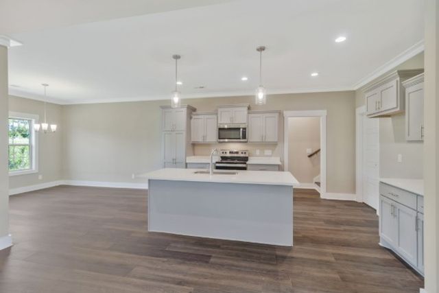 1177 Rimrock Rd, Smyrna, TN 37167
