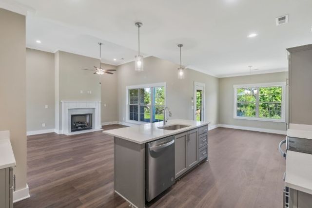 1177 Rimrock Rd, Smyrna, TN 37167