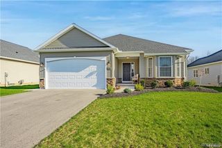 7000 James Francis Drive, Lockport Town, NY 14094