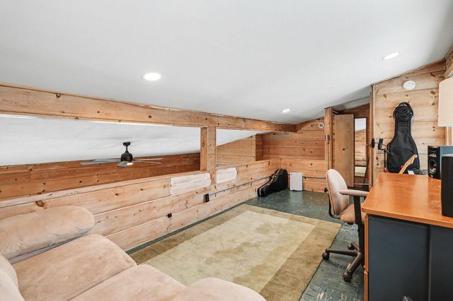 175 Woodrow Avenue S, Battle Creek, MI 49015