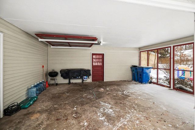 175 Woodrow Avenue S, Battle Creek, MI 49015