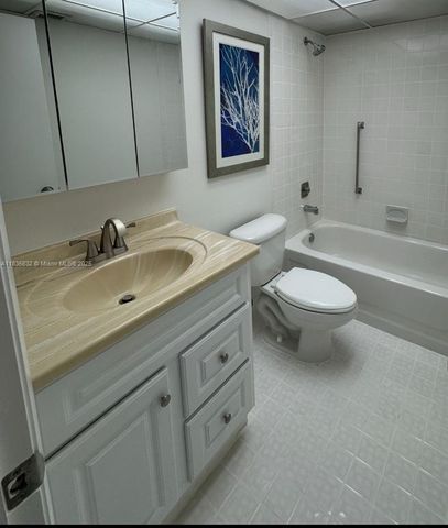 7480 NW 17th St 103, Plantation, FL 33313