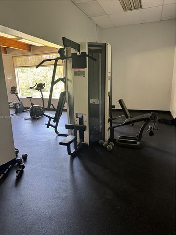 7480 NW 17th St 103, Plantation, FL 33313
