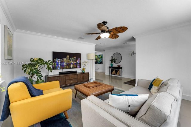 2131 SW 17th Street ., Miami, FL 33145