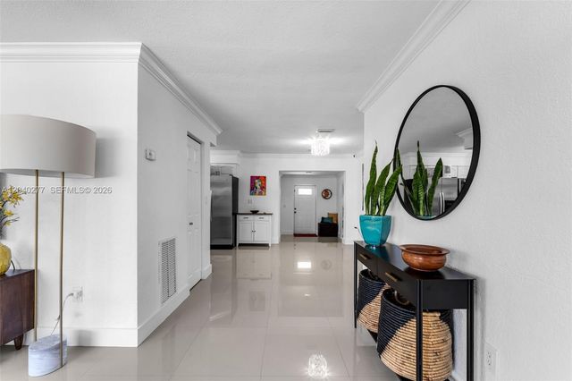 2131 SW 17th Street ., Miami, FL 33145