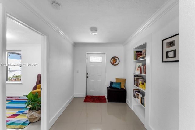 2131 SW 17th Street ., Miami, FL 33145