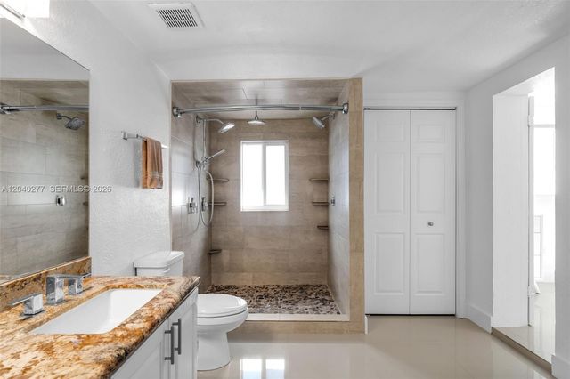 2131 SW 17th Street ., Miami, FL 33145