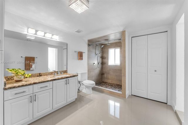 2131 SW 17th Street ., Miami, FL 33145