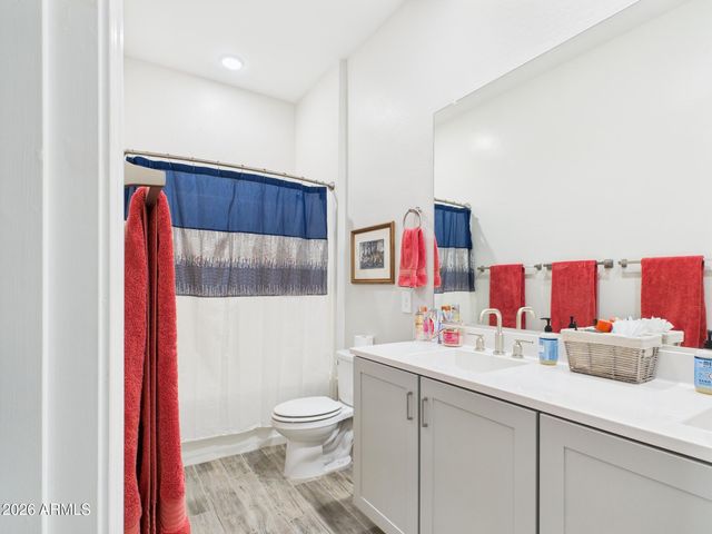 4854 E HELENA Drive, Scottsdale, AZ 85254