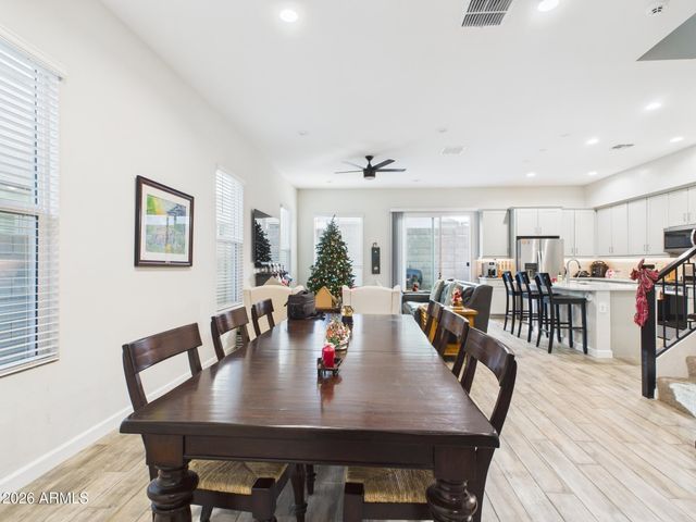 4854 E HELENA Drive, Scottsdale, AZ 85254