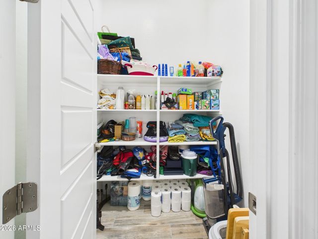 4854 E HELENA Drive, Scottsdale, AZ 85254