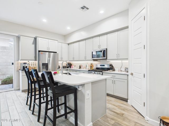 4854 E HELENA Drive, Scottsdale, AZ 85254