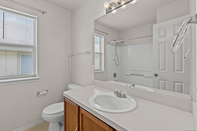 14219 Rosy Finch, San Antonio, TX 78233