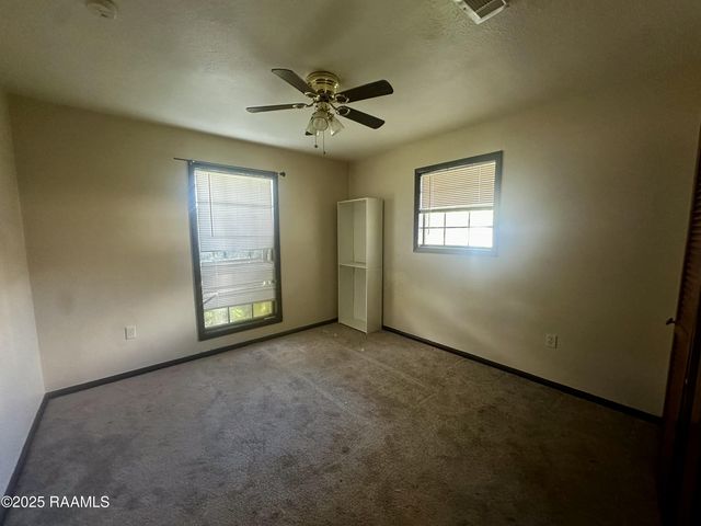 104 E Shamrock Drive, Lafayette, LA 70508