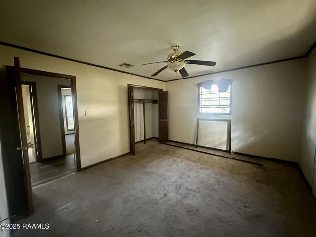 104 E Shamrock Drive, Lafayette, LA 70508