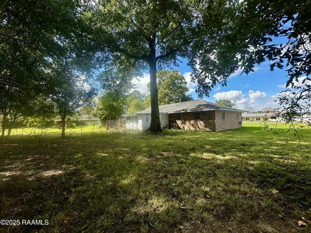 104 E Shamrock Drive, Lafayette, LA 70508