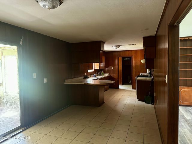 104 E Shamrock Drive, Lafayette, LA 70508