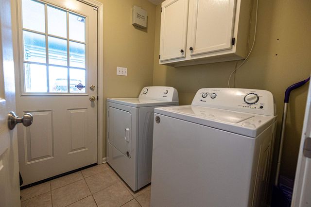 516 Cavaness Dr, Houma, LA 70364