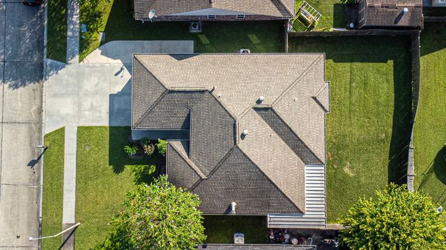 516 Cavaness Dr, Houma, LA 70364