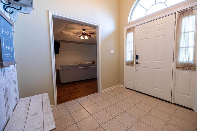 516 Cavaness Dr, Houma, LA 70364