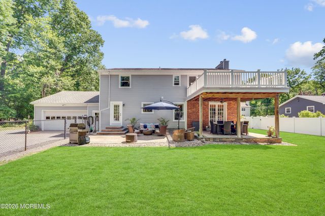 33 Baldwin Avenue, Morganville, NJ 07751