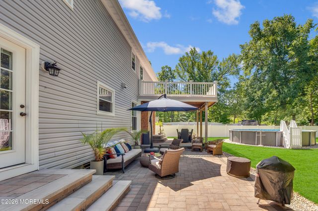 33 Baldwin Avenue, Morganville, NJ 07751