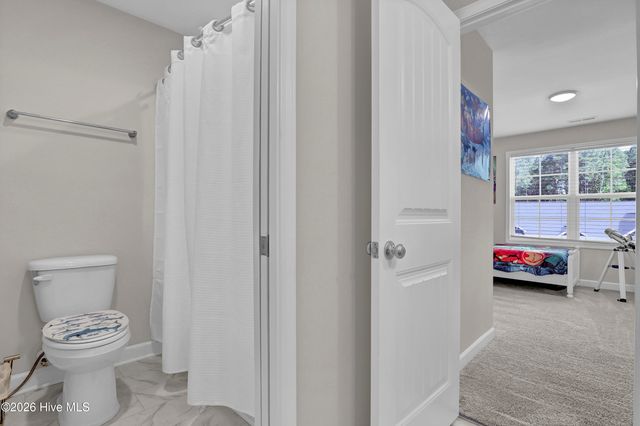 402 Reynolds Court, Sneads Ferry, NC 28460