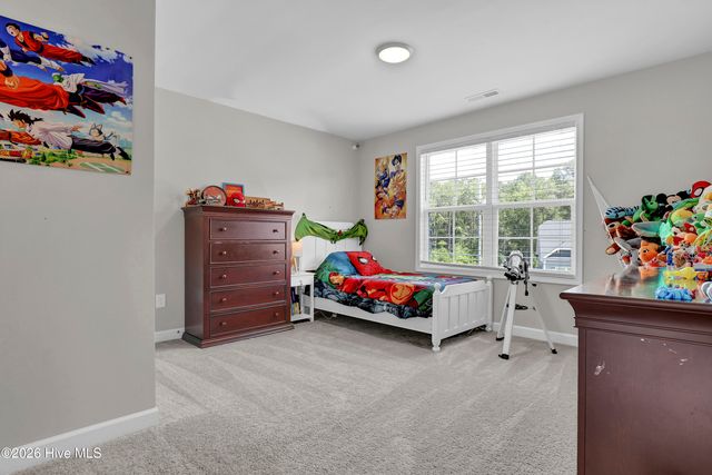 402 Reynolds Court, Sneads Ferry, NC 28460