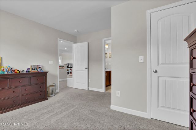 402 Reynolds Court, Sneads Ferry, NC 28460