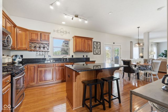 8240 Thorn Bend Drive, Indianapolis, IN 46278