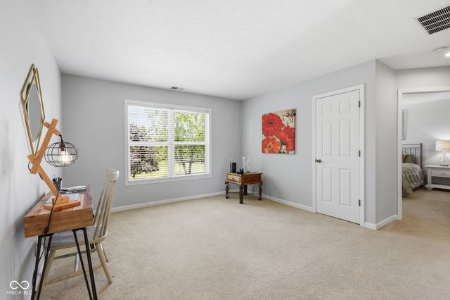 8240 Thorn Bend Drive, Indianapolis, IN 46278