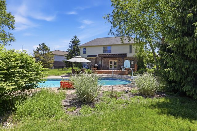 8240 Thorn Bend Drive, Indianapolis, IN 46278