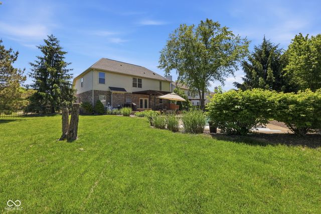 8240 Thorn Bend Drive, Indianapolis, IN 46278
