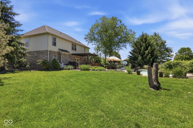 8240 Thorn Bend Drive, Indianapolis, IN 46278