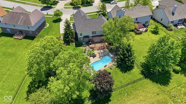 8240 Thorn Bend Drive, Indianapolis, IN 46278