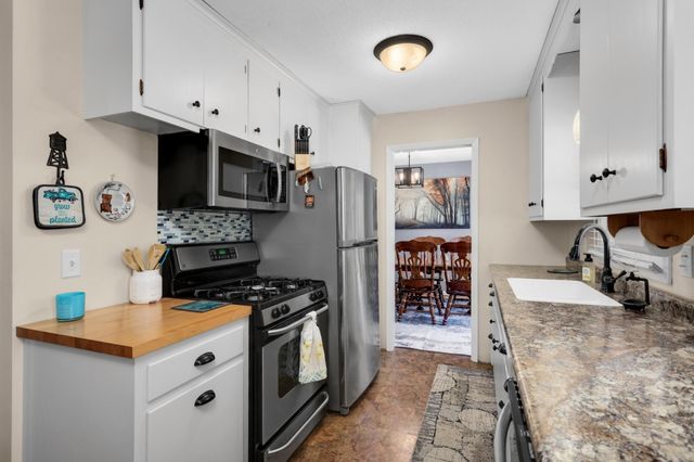 18775 Pilot Knob Road, Farmington, MN 55024