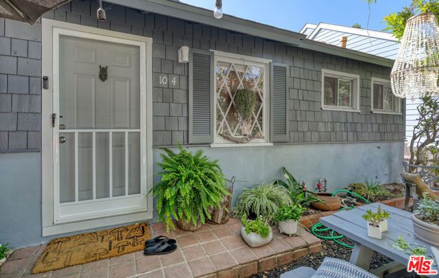1014 Pier Avenue, Santa Monica, CA 90405