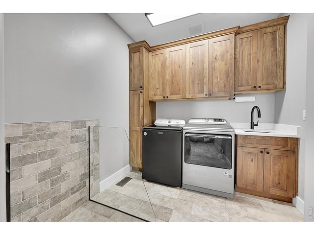 50 Skyhawk Way, Parker, CO 80138
