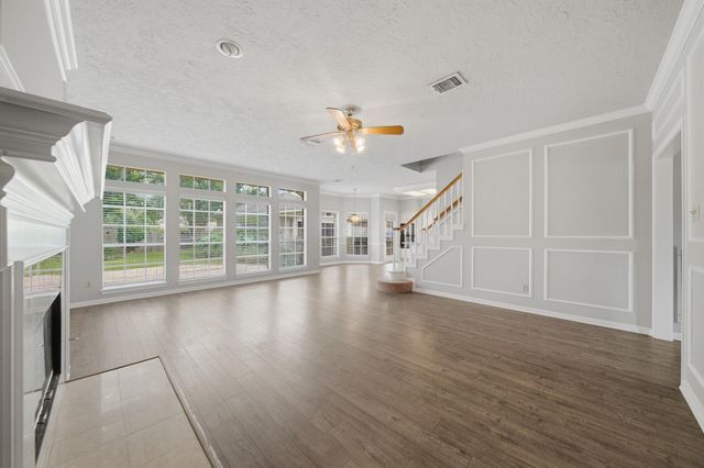 15122 Greenleaf Lane, Houston, TX 77062