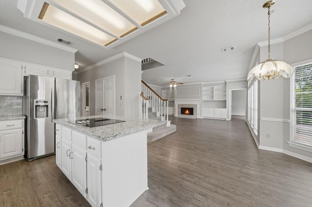 15122 Greenleaf Lane, Houston, TX 77062