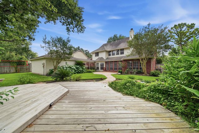 15122 Greenleaf Lane, Houston, TX 77062
